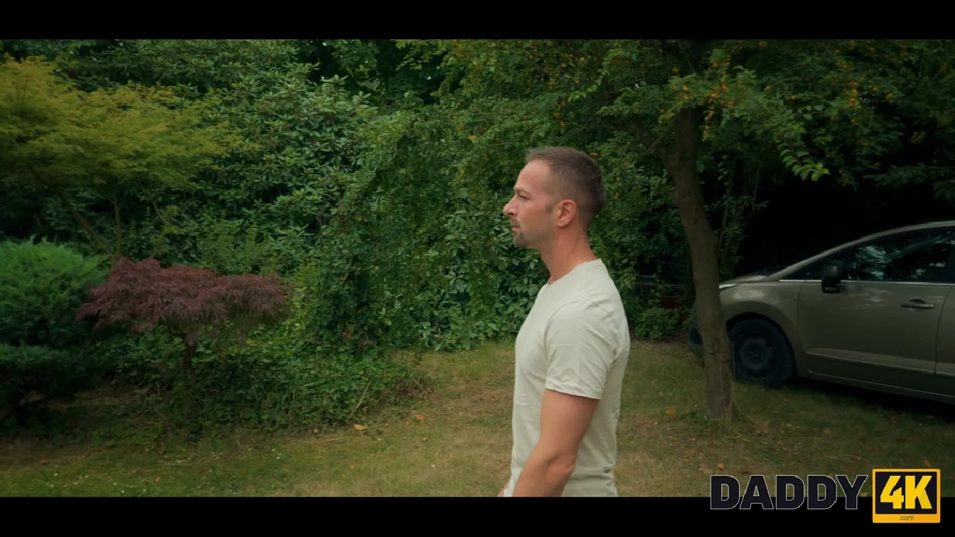 Preview of Daddy4K Mia De Vil XXX